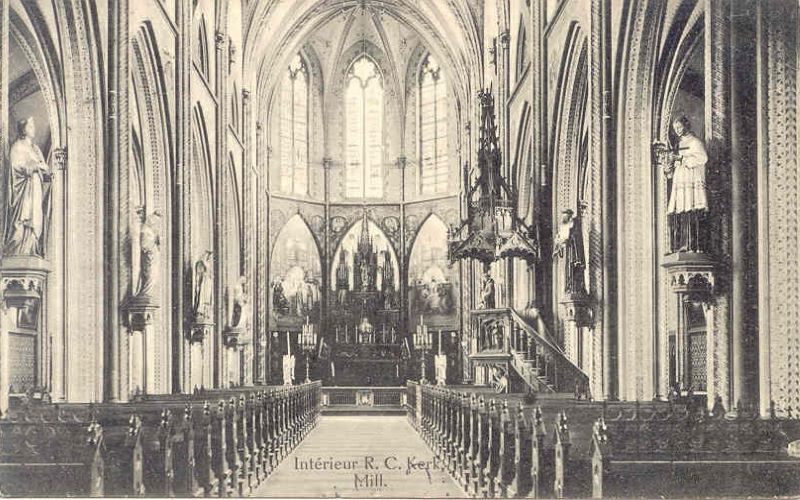 InterieurKerk1910.jpg