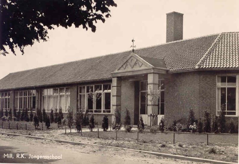 NieuweJongensschool1953.jpg