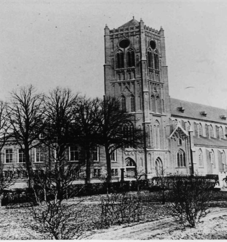 kerk_mill_1900_zonder_klok.jpg