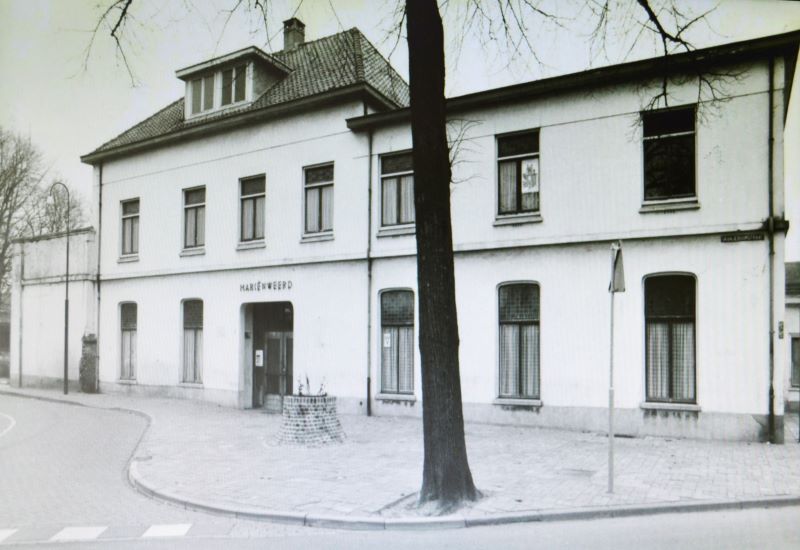 marienweerd1977_oranjeboomstraat.JPG